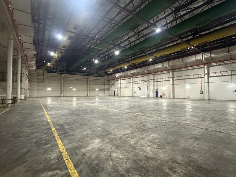 厂房内部
